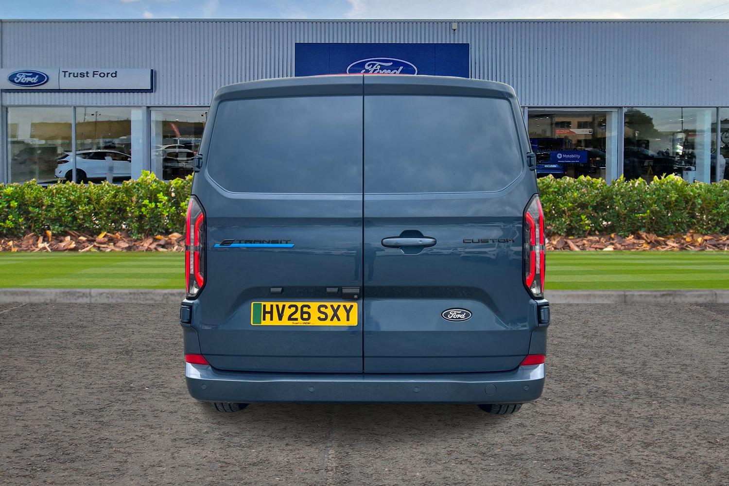 Ford E-TRANSIT CUSTOM Photo 13