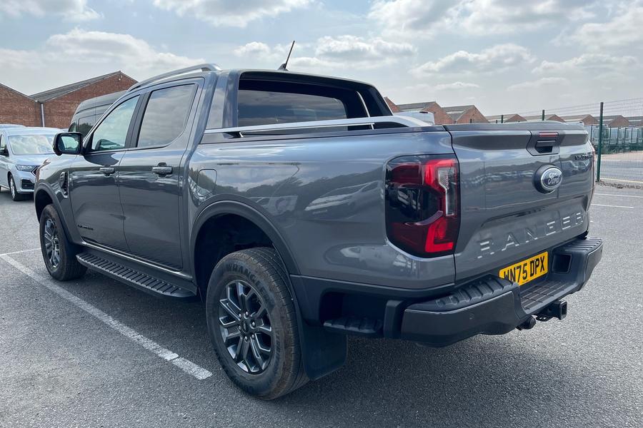 Ford RANGER Photo autoimg-60daaf8266ef7bea42bacea54009b8104aa20e65.jpg