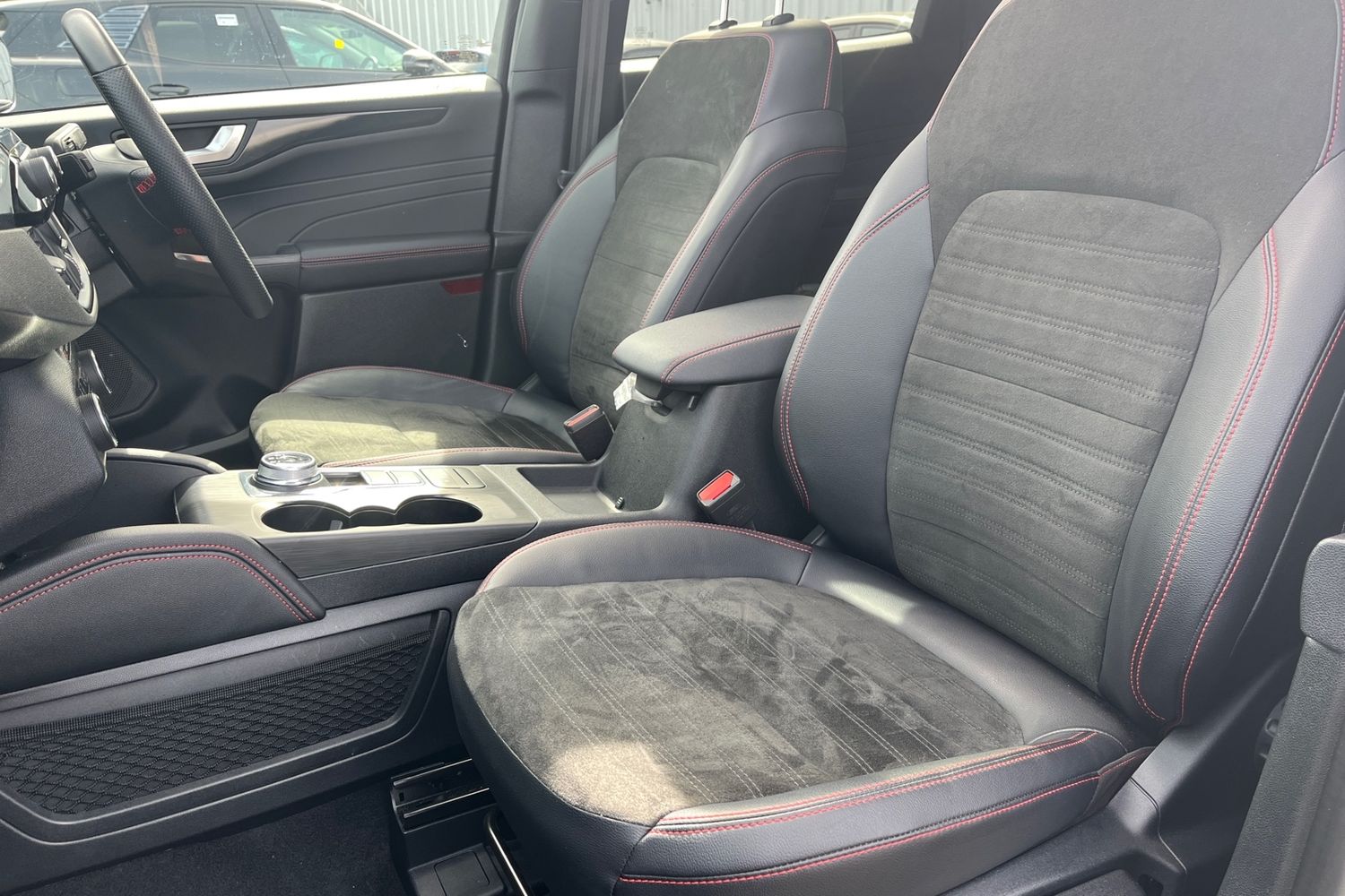 Ford Kuga Photo 18