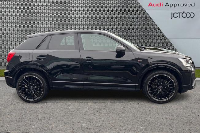 Audi Q2 Photo 4