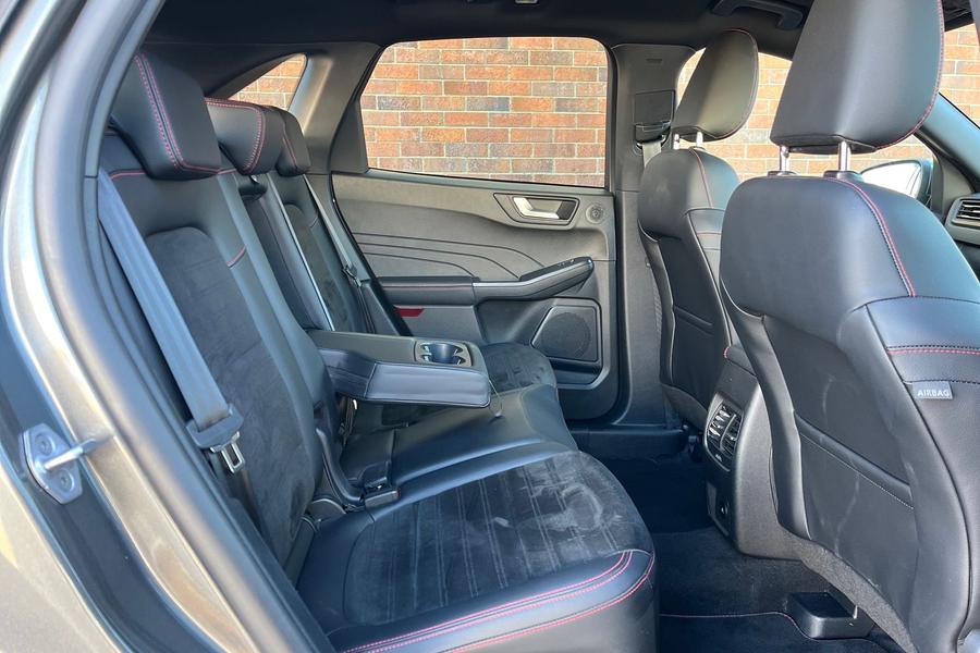 Ford Kuga Photo autoimg-60e85b3a2a2b0ecfb8ed135162a95ad20a49e47d.jpg