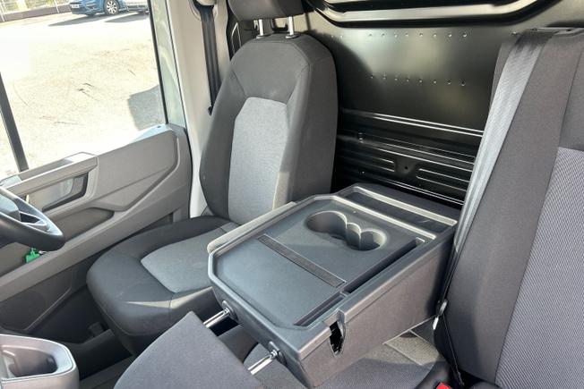 Volkswagen Crafter Photo 38
