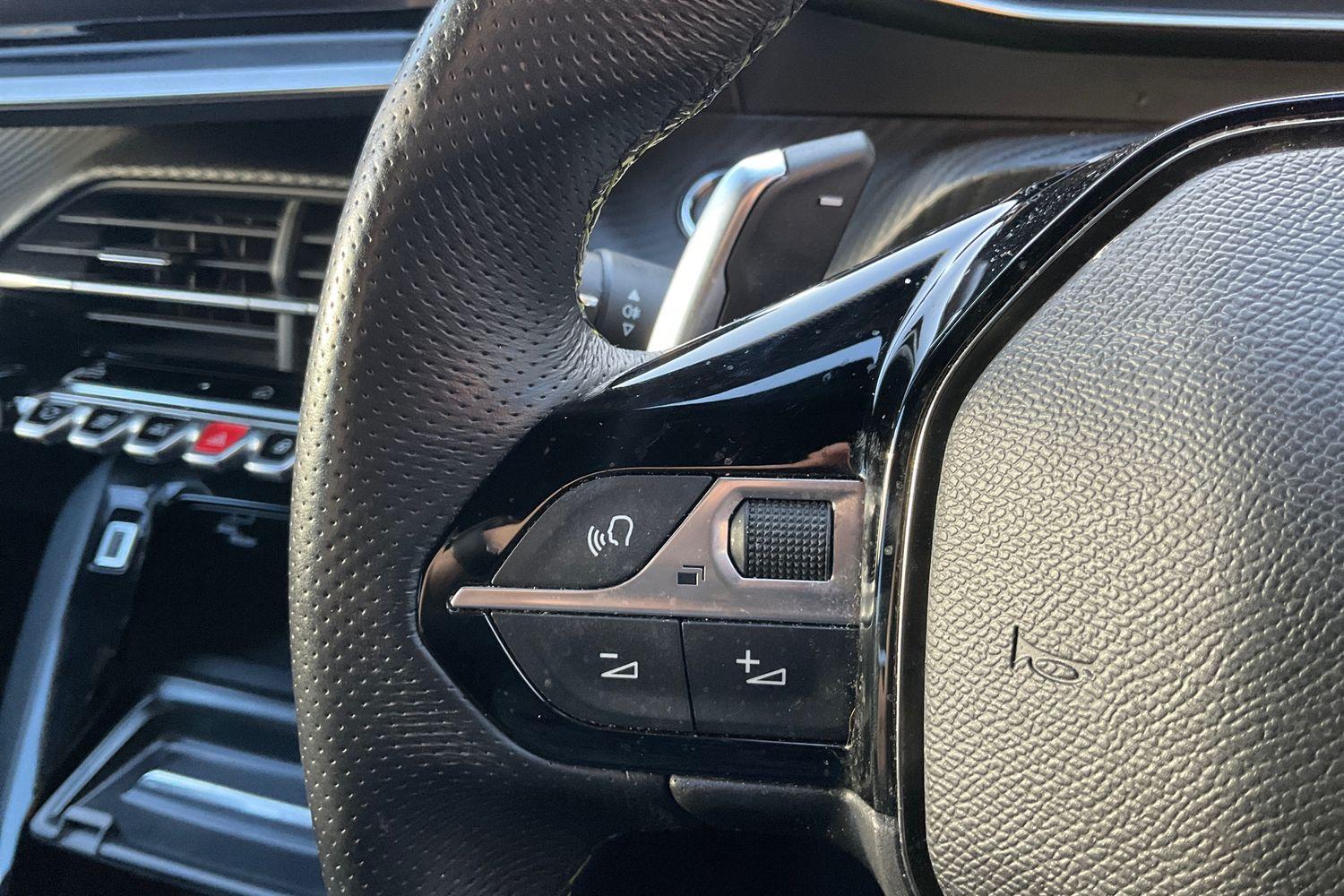 Peugeot 2008 Photo 28