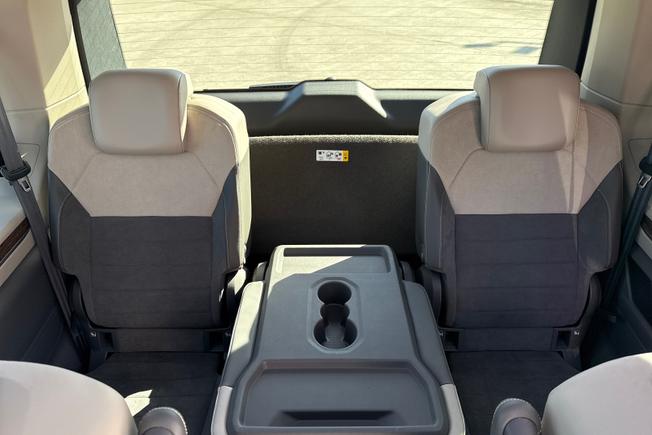 VOLKSWAGEN Multivan Photo 49