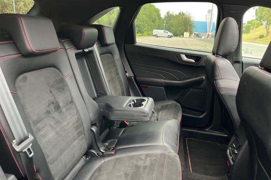 Ford Kuga Photo autoimg-60ee9c6dc13281a4ab9e3ee7037006ba0e703a5c.jpg