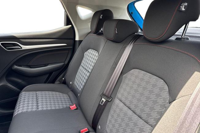 MG MG ZS Photo 9