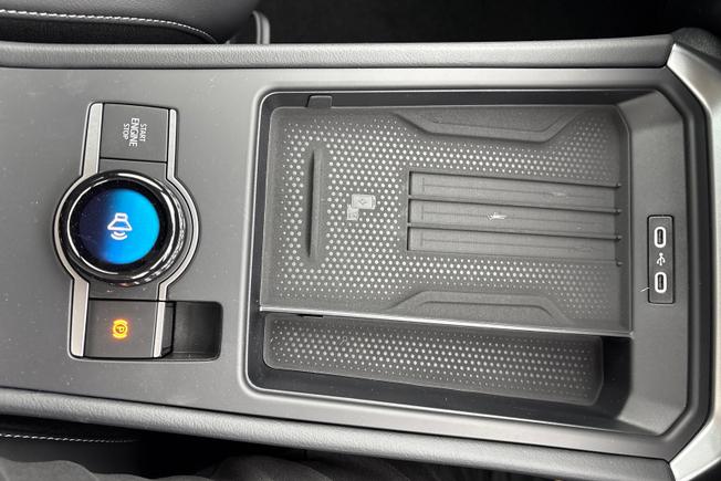 VOLKSWAGEN  New T-Roc Photo 29