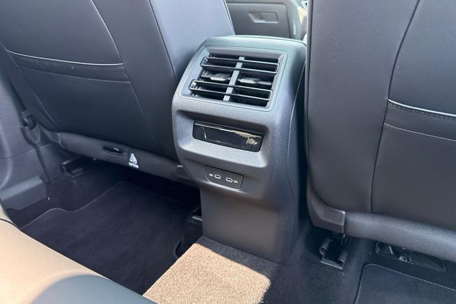 VOLKSWAGEN Tiguan Photo 46