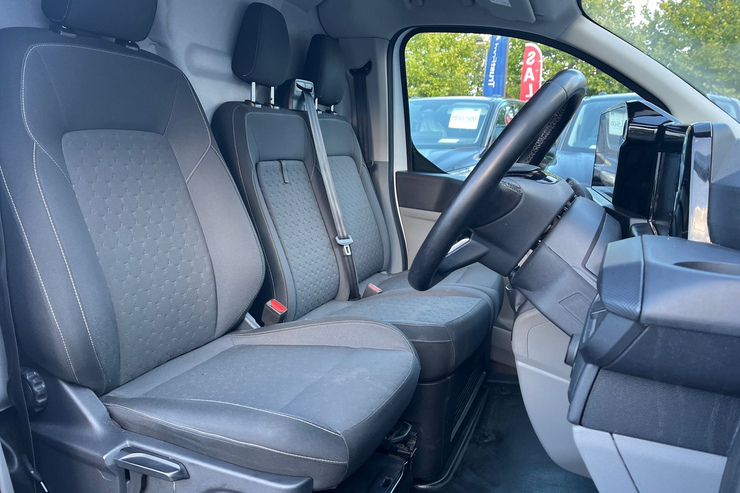 Ford TRANSIT CUSTOM Photo 14