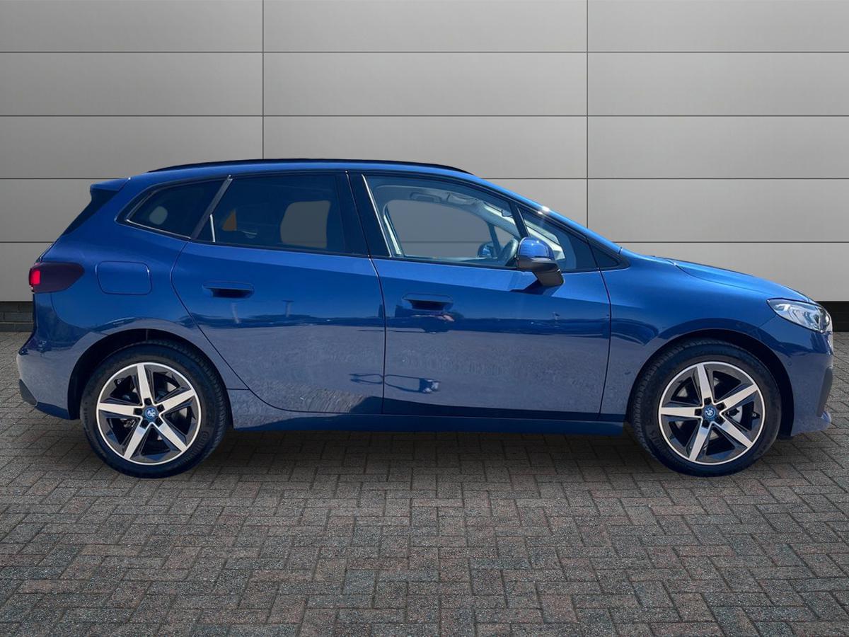 BMW 2 Series Active Tourer Photo 5