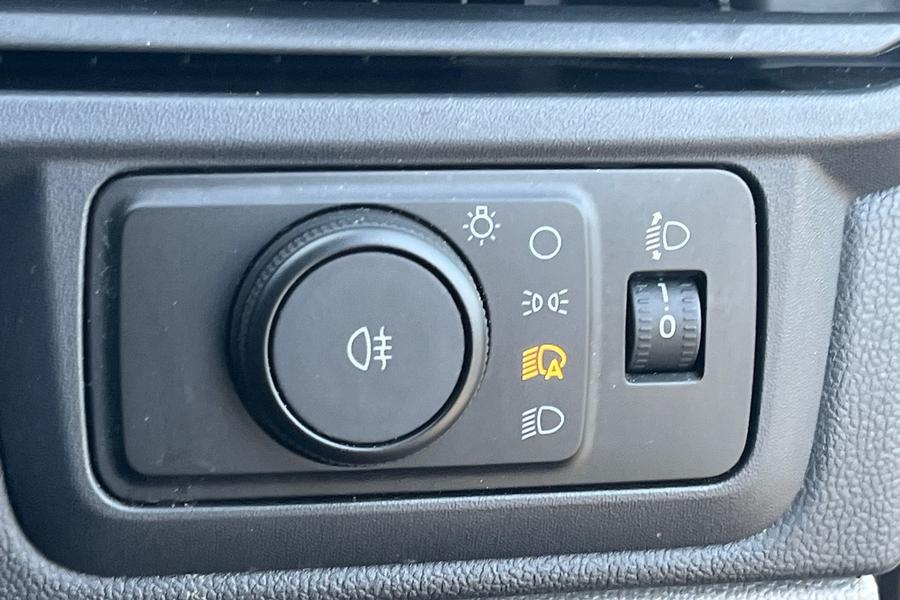 Ford TRANSIT CUSTOM Photo autoimg-6104f1ece0adff1c6b924b844d14fde60fd30c15.jpg