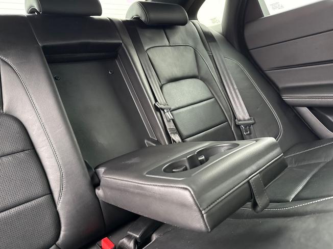 Jaguar XF Photo 25