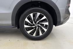 VOLKSWAGEN T-Roc Photo 5