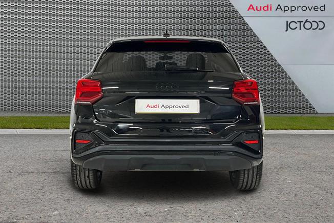 AUDI Q2 Photo 7