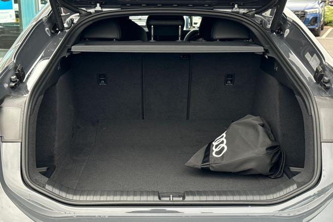 AUDI  A6 Sportback  Photo 12
