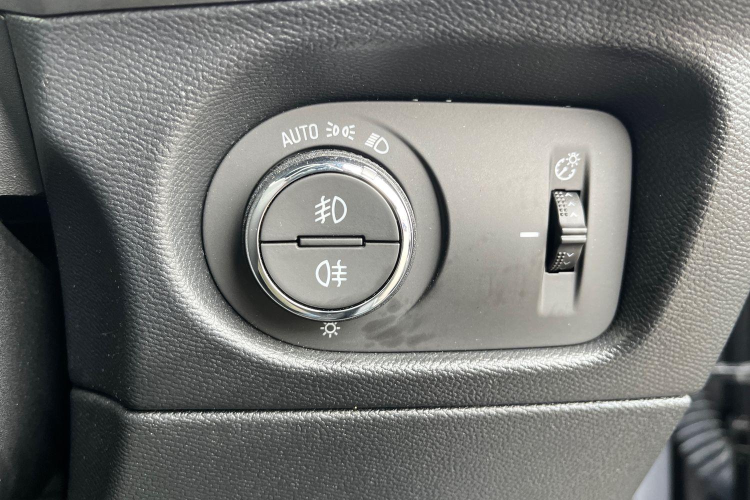 Vauxhall MOKKA Photo 29