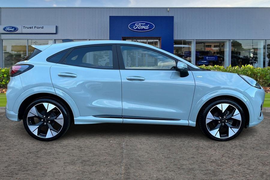 Ford PUMA Photo autoimg-61168f176167332da54c21e90d73fb0eb96c2d3a.jpg