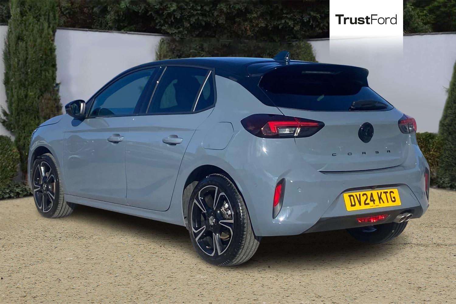 Vauxhall CORSA Photo 1