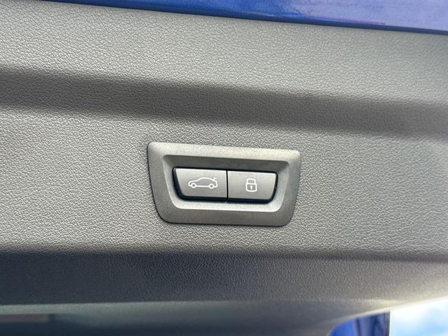 BMW Ix2 Photo 24