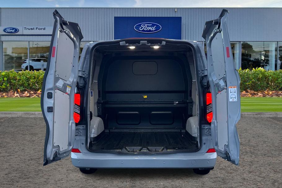 Used Ford TRANSIT CUSTOM 6