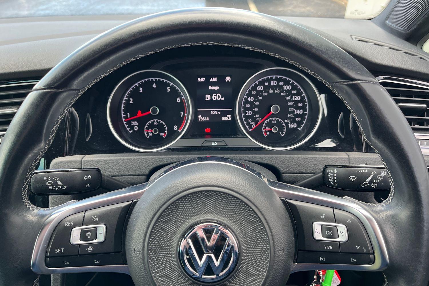Volkswagen GOLF Photo 11