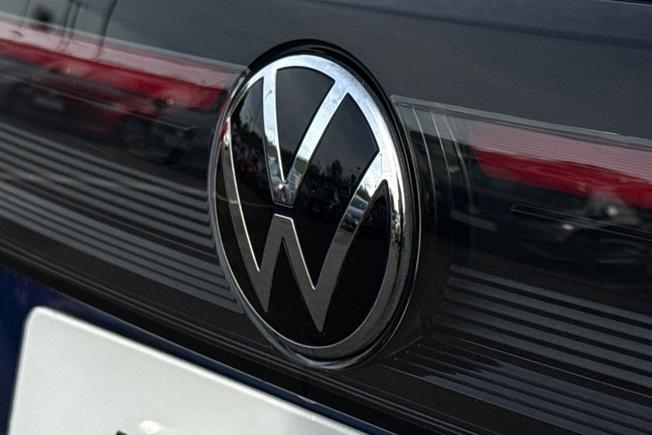 VOLKSWAGEN Taigo Photo 39
