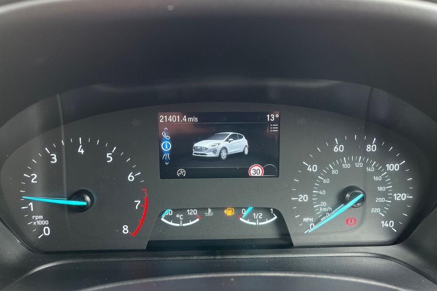 Ford Fiesta Photo autoimg-61253af2ad11c2a29905cc9b1f40ecaaf2652022.jpg