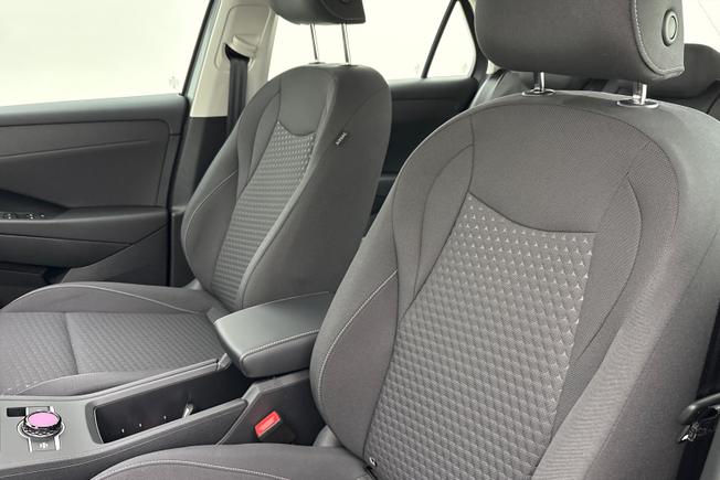 VOLKSWAGEN T-Roc Photo 27
