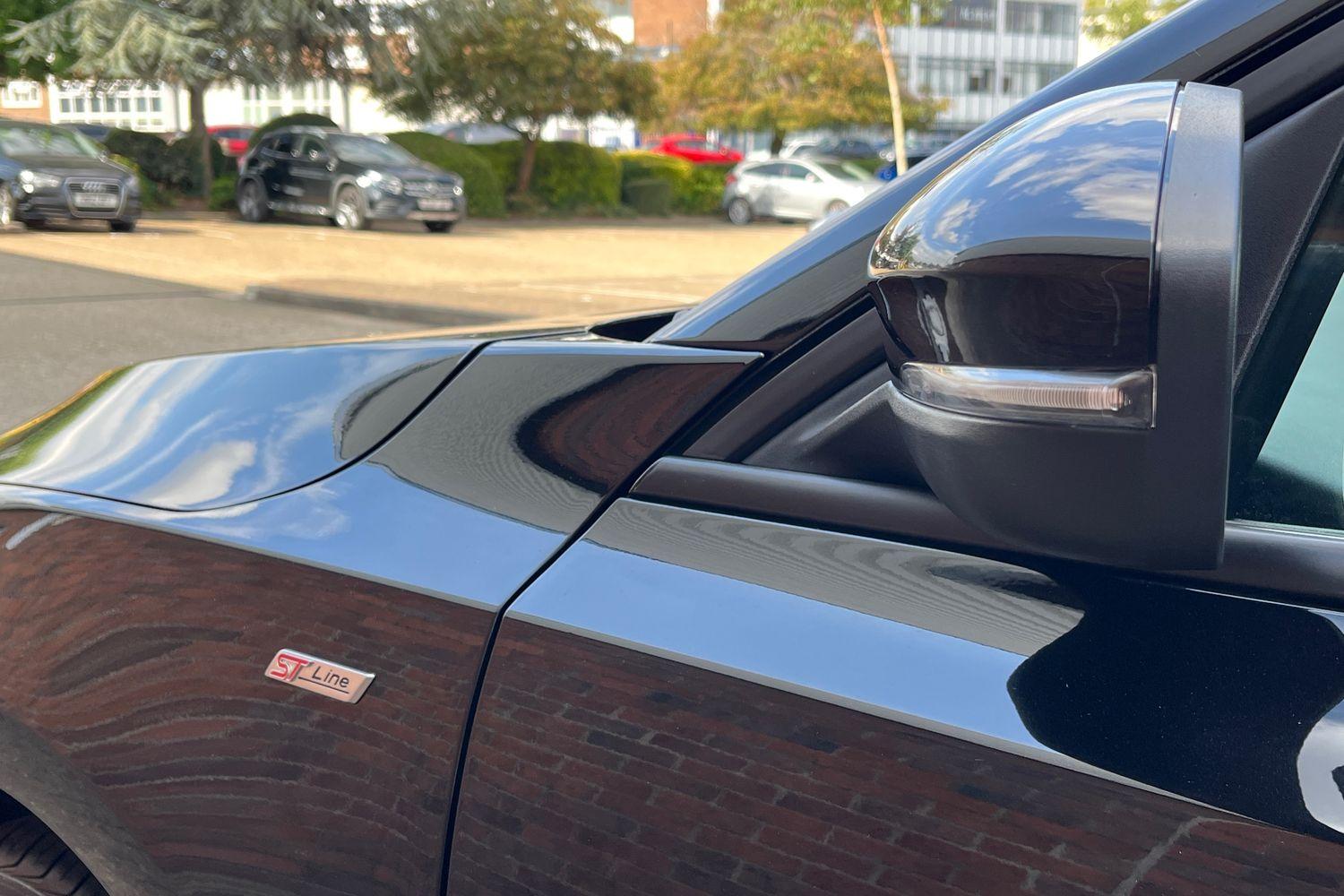 Ford Focus Photo 37