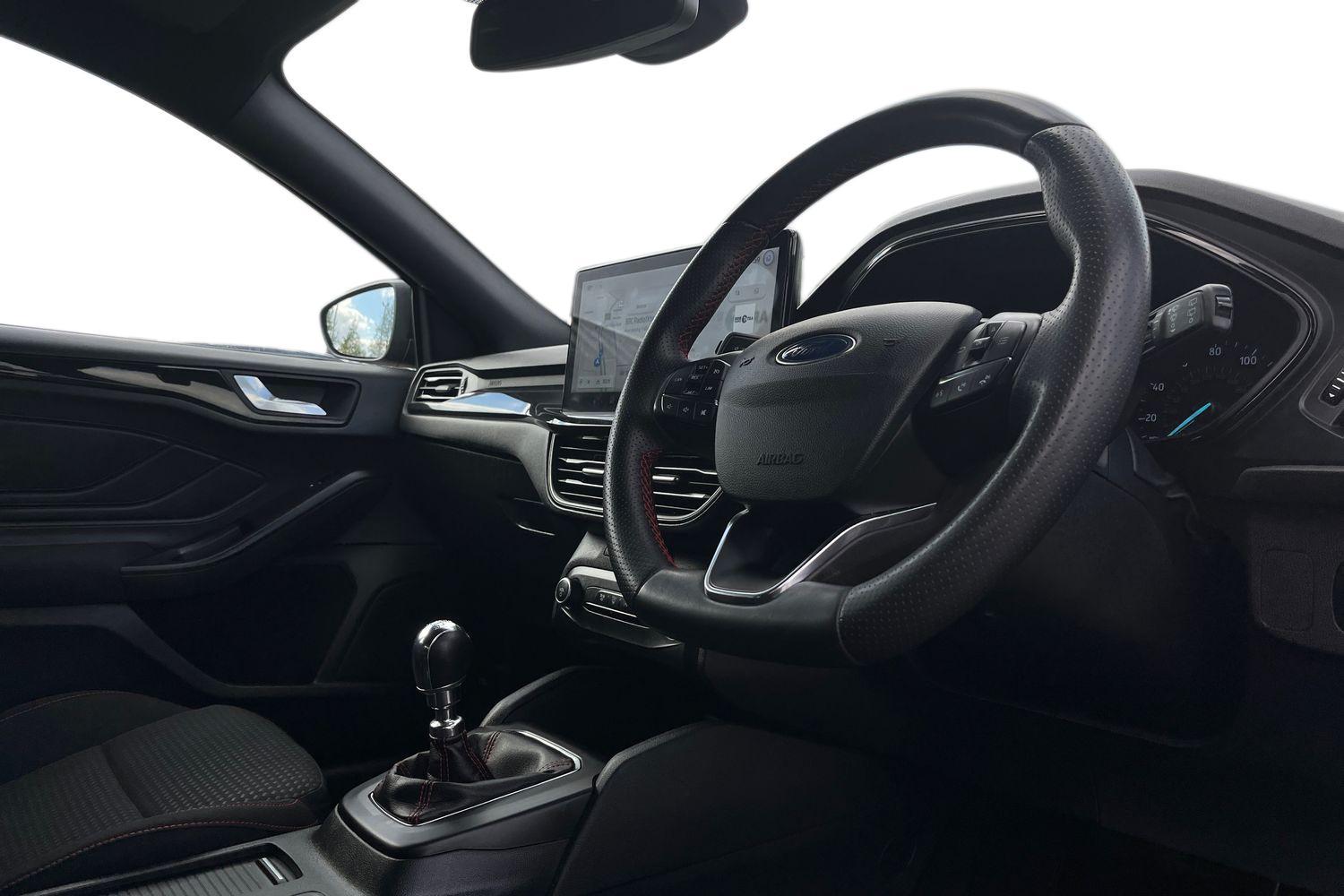 Ford FOCUS Photo 8
