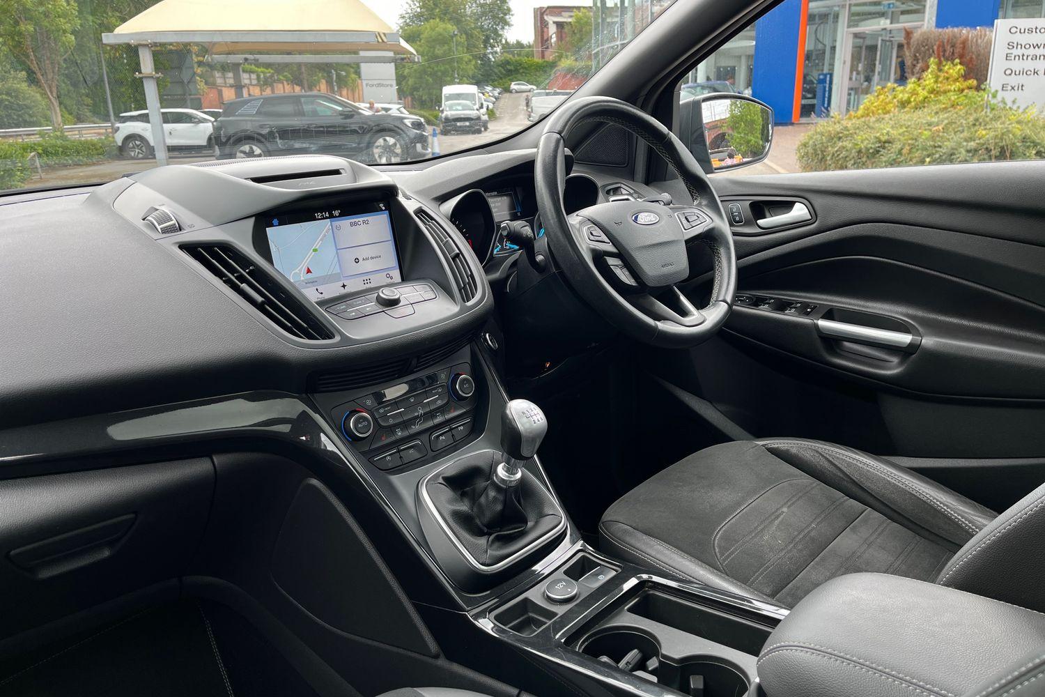 Ford KUGA Photo 17