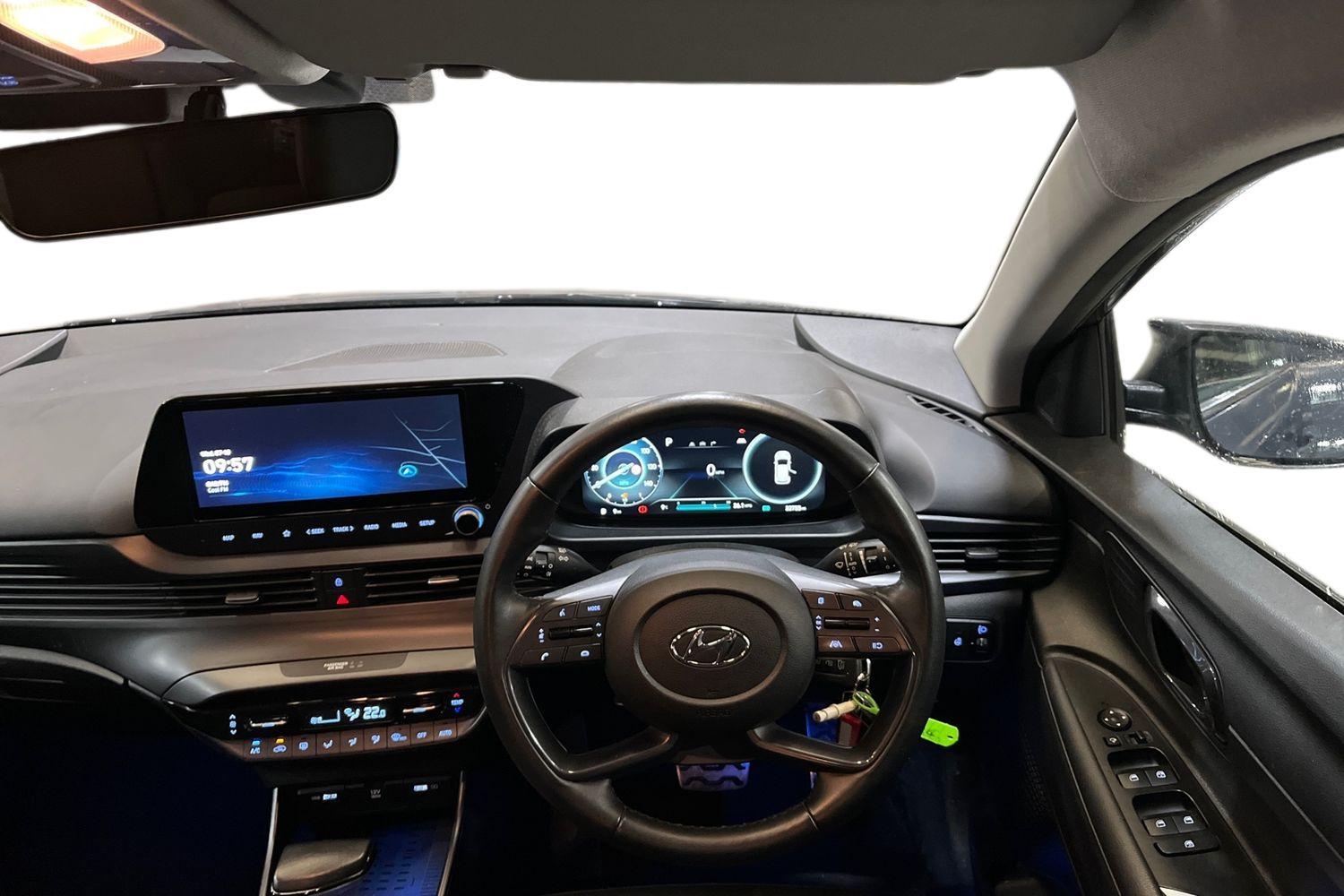 Hyundai BAYON Photo 10