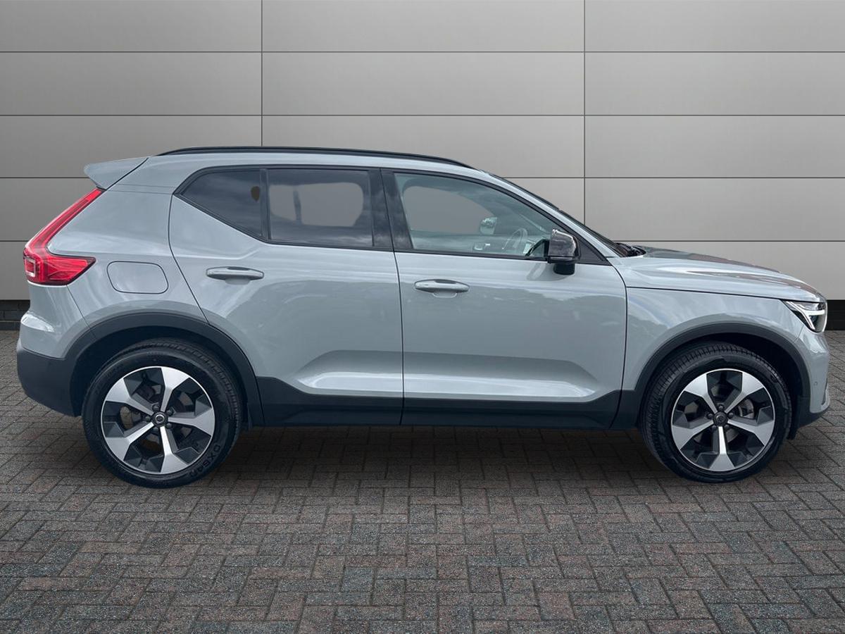 Volvo XC40 Photo 4