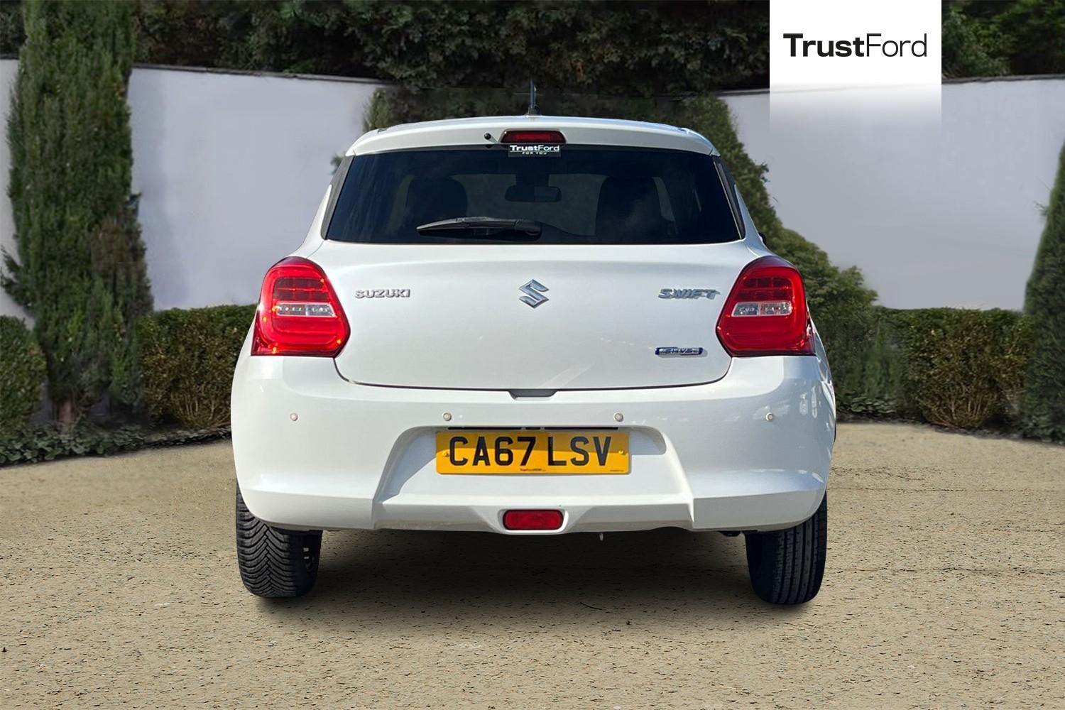 Suzuki SWIFT Photo 6