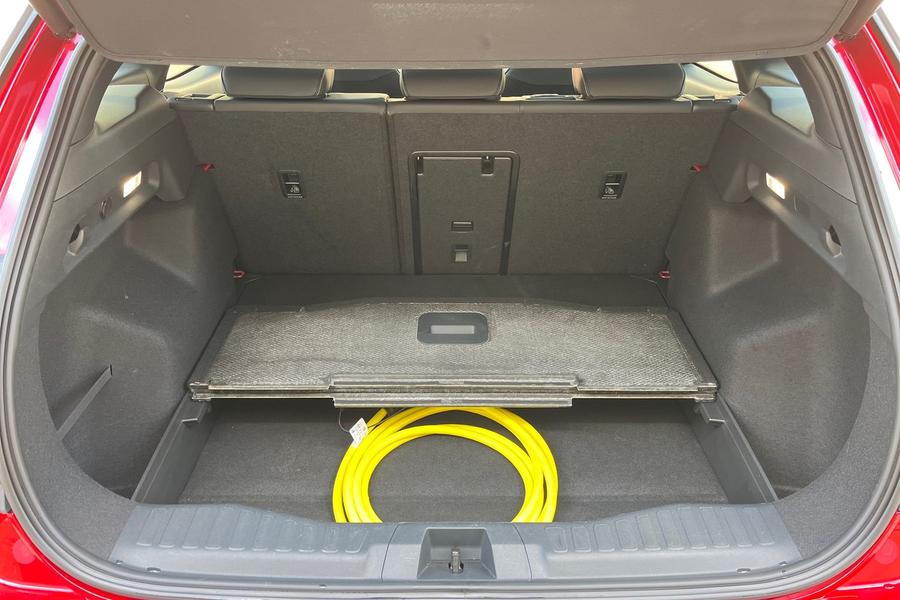 Ford Explorer Photo autoimg-6136c7f79b688dbde3549a05cd07afe602699a4f.jpg