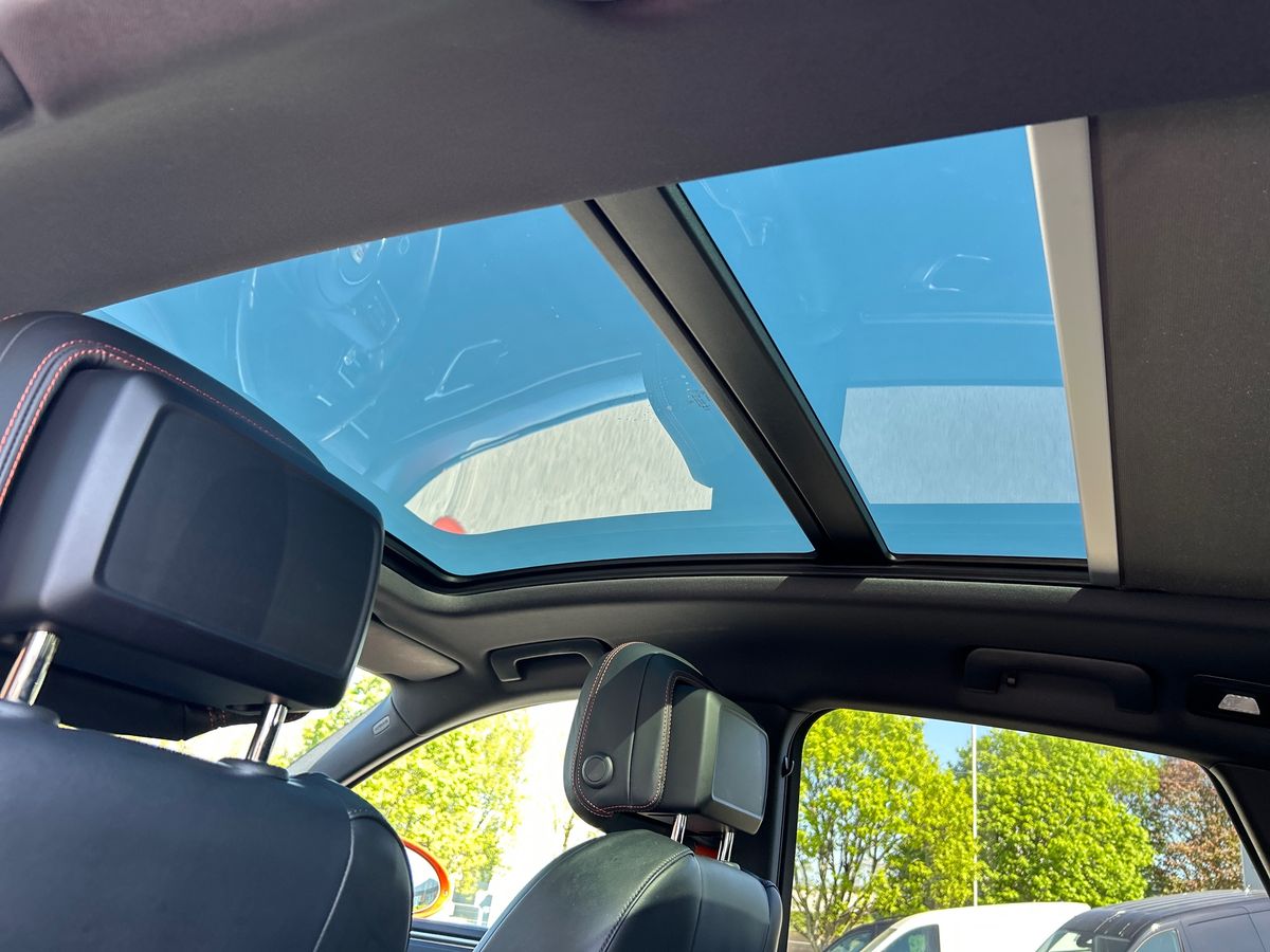 Porsche Macan Photo 16