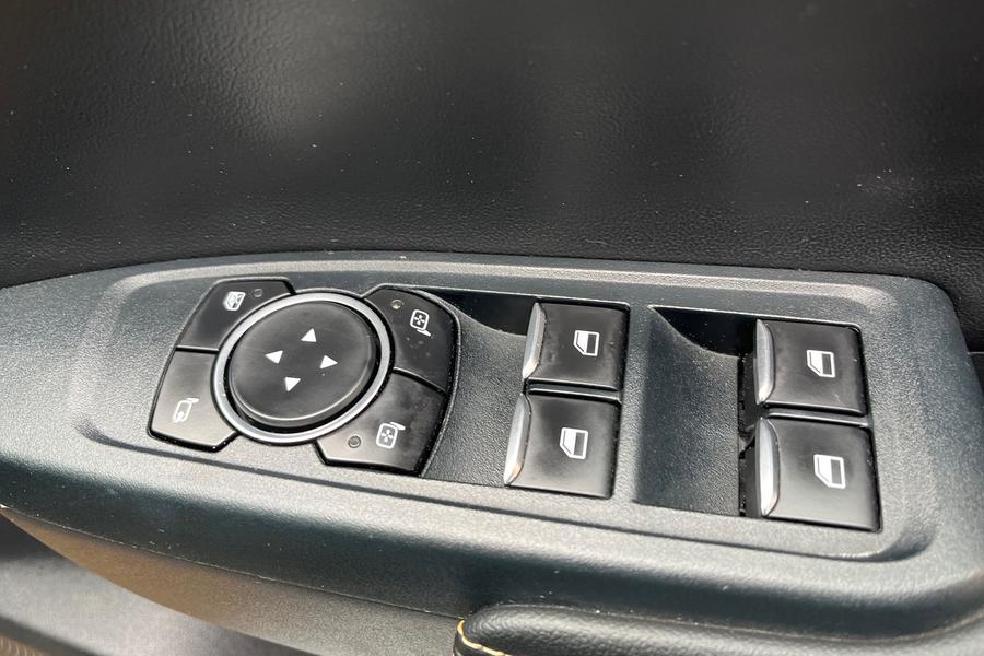 Ford RANGER Photo autoimg-613f53ce31d0f4e496c38b663e82e075fe3613a4.jpg