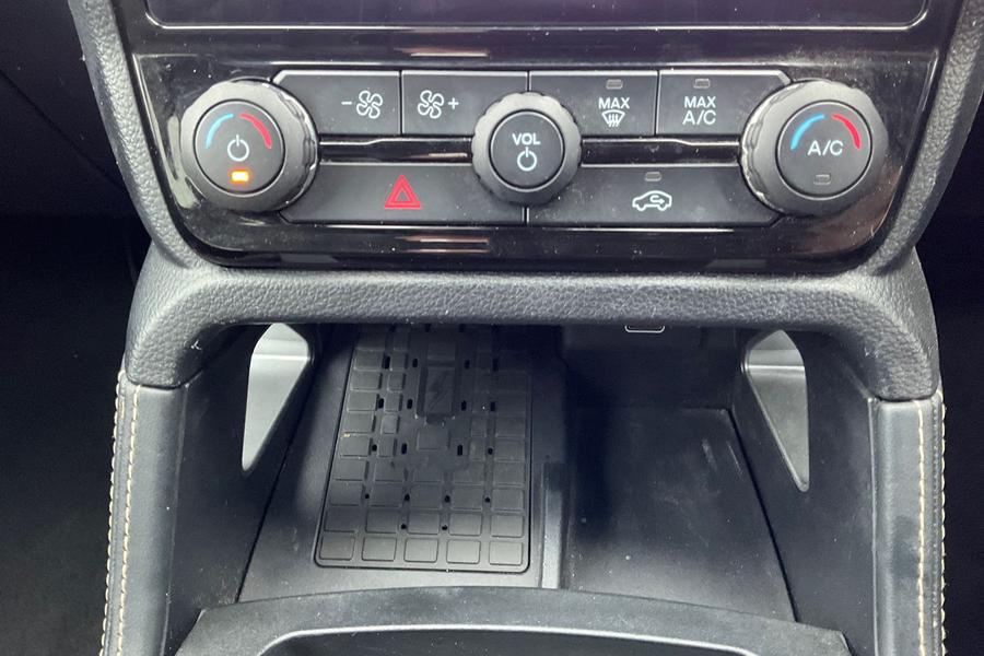 Ford RANGER Photo autoimg-613fb978fc74aadf52dd18f2d549b1e9be287a7b.jpg