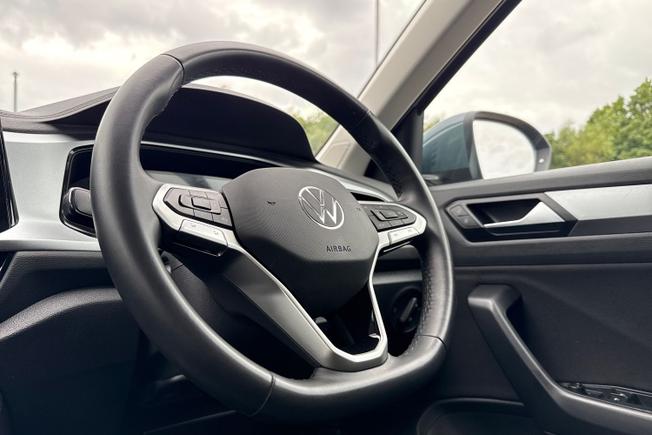 Volkswagen T-Roc Photo 26