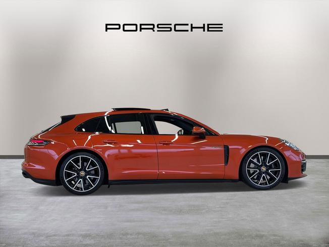 PORSCHE Panamera Photo 8