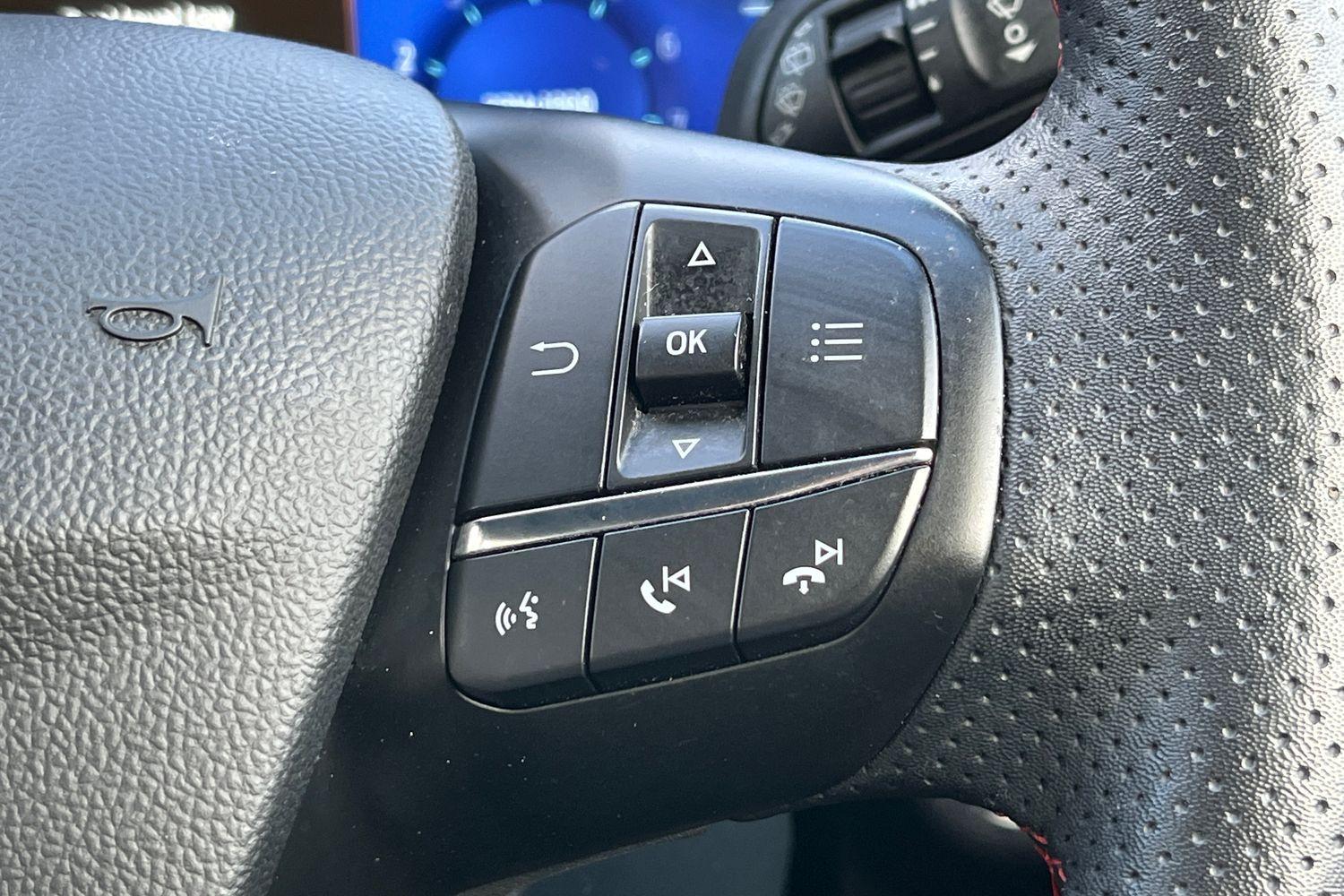 Ford Kuga Photo 32