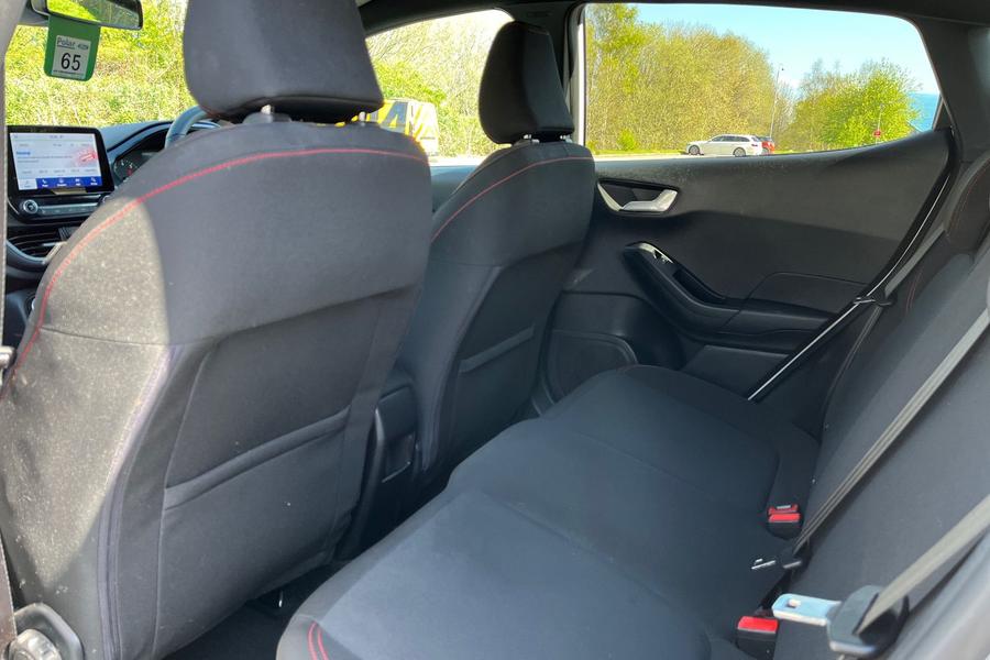 Ford FIESTA Photo autoimg-6146e1eaddedf305022821e001372077b37e8e97.jpg