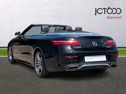 MERCEDES-BENZ E Class Photo 3