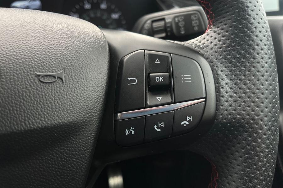 Ford FIESTA Photo autoimg-614d1439be73ccb95169f47747c99e1aa7e9399b.jpg