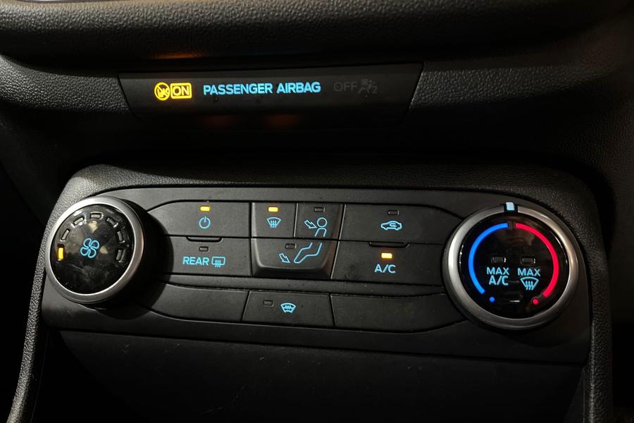 Ford FIESTA Photo autoimg-615629a38d078dd4acd05263f4b5942bb121cff8.jpg