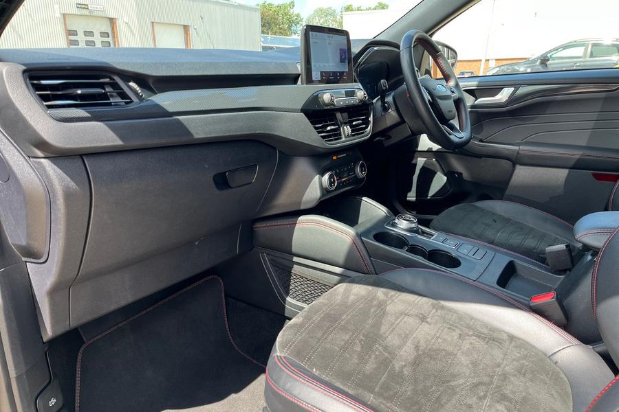 Ford KUGA Photo autoimg-61572191e1d5af3952bc648b55be484ccc832642.jpg