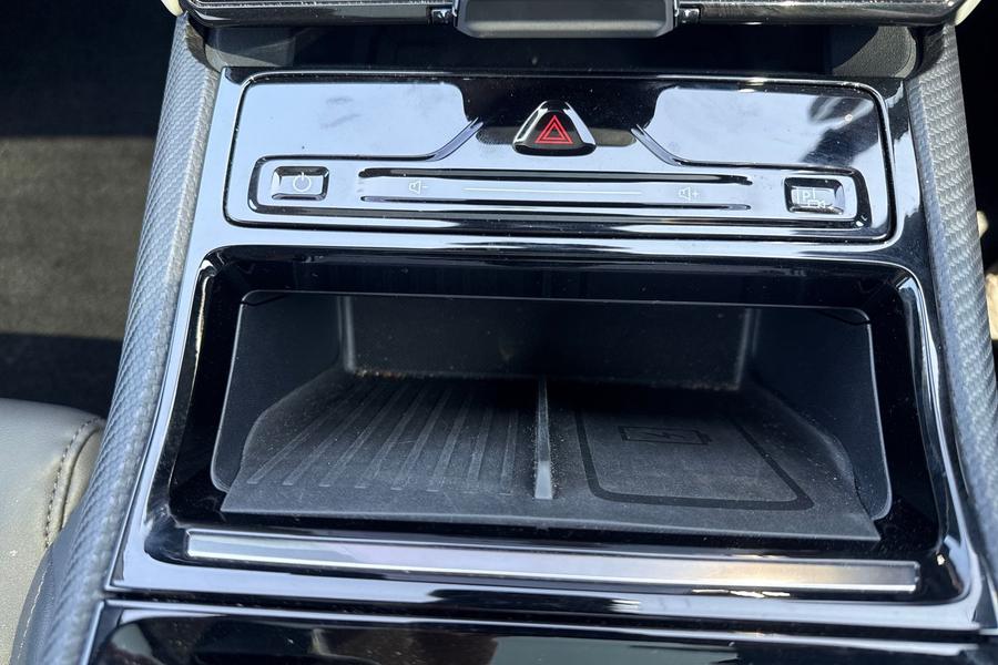 Ford EXPLORER Photo autoimg-615a3141c4ed1af56f81bbbbcbba4558fea6a05d.jpg