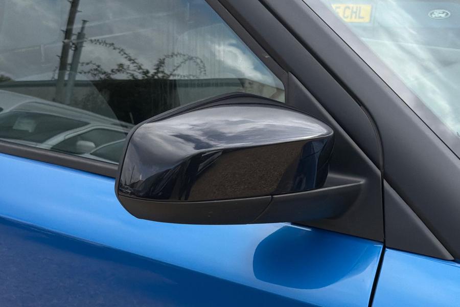 Ford TRANSIT COURIER Photo autoimg-61615ef032d382de388472a863157266ebf73302.jpg