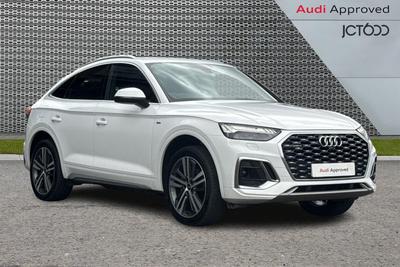 2021 Audi Q5 2.0 TDI 40 S line Sportback 5dr Diesel S Tronic quattro Euro 6 (s/s) (204 ps) at JCT600