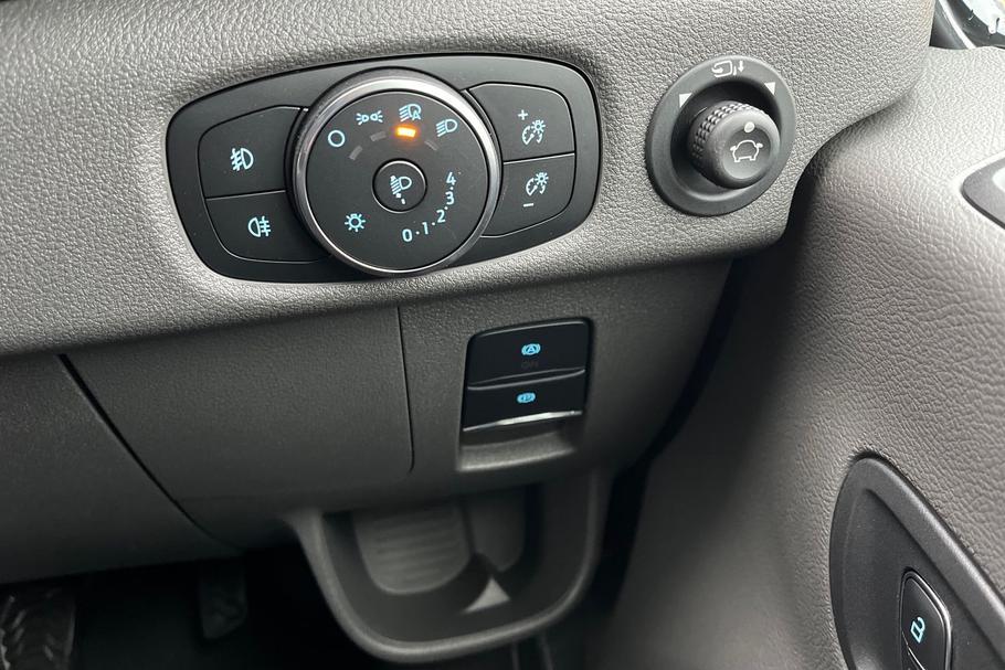 Used Ford TRANSIT LB75UEN 37